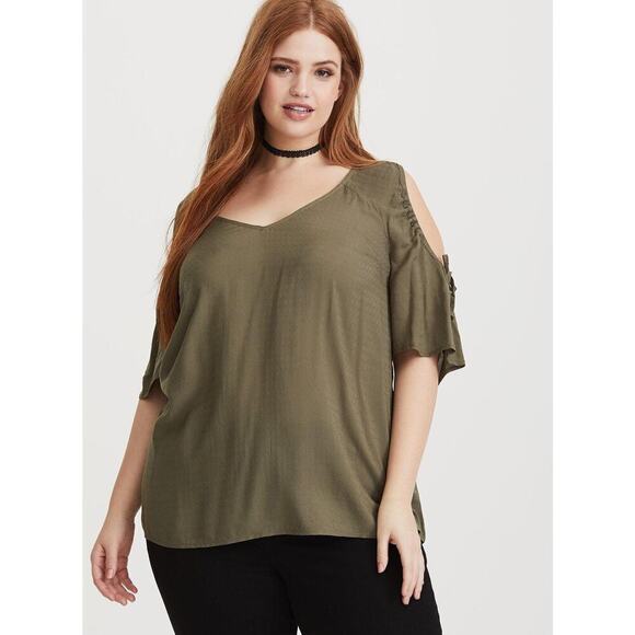 Torrid Size Medium 10 00 Woven Cold Shoulder Top Olive Green - Picture 1 of 5
